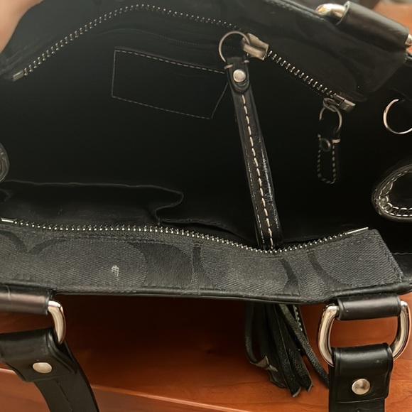 This is a Coach bag. Item is almost as good as new. Bought from Coach. - Picture 2 of 2